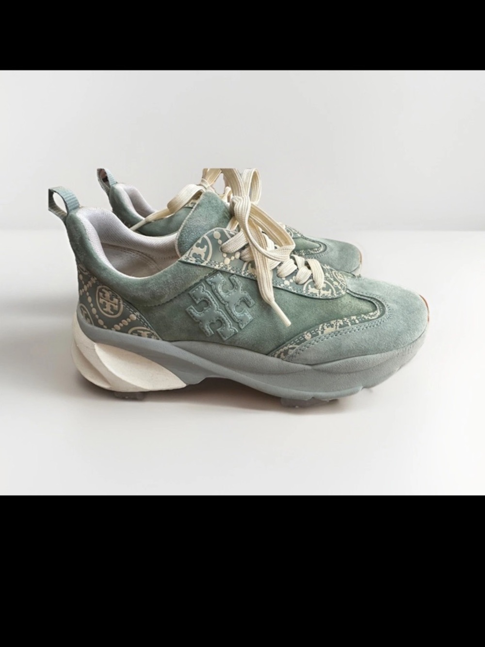 Tory Burch T Monogram Good Luck Trainer Sneaker Blue Celadon Suede NWOT size 8.5